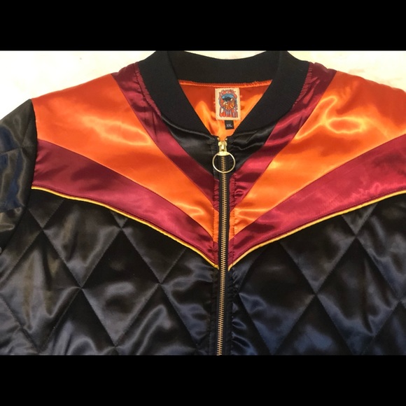 Blck Quilted 70s inspired satin jacket w/ sunburst - Picture 3 of 7